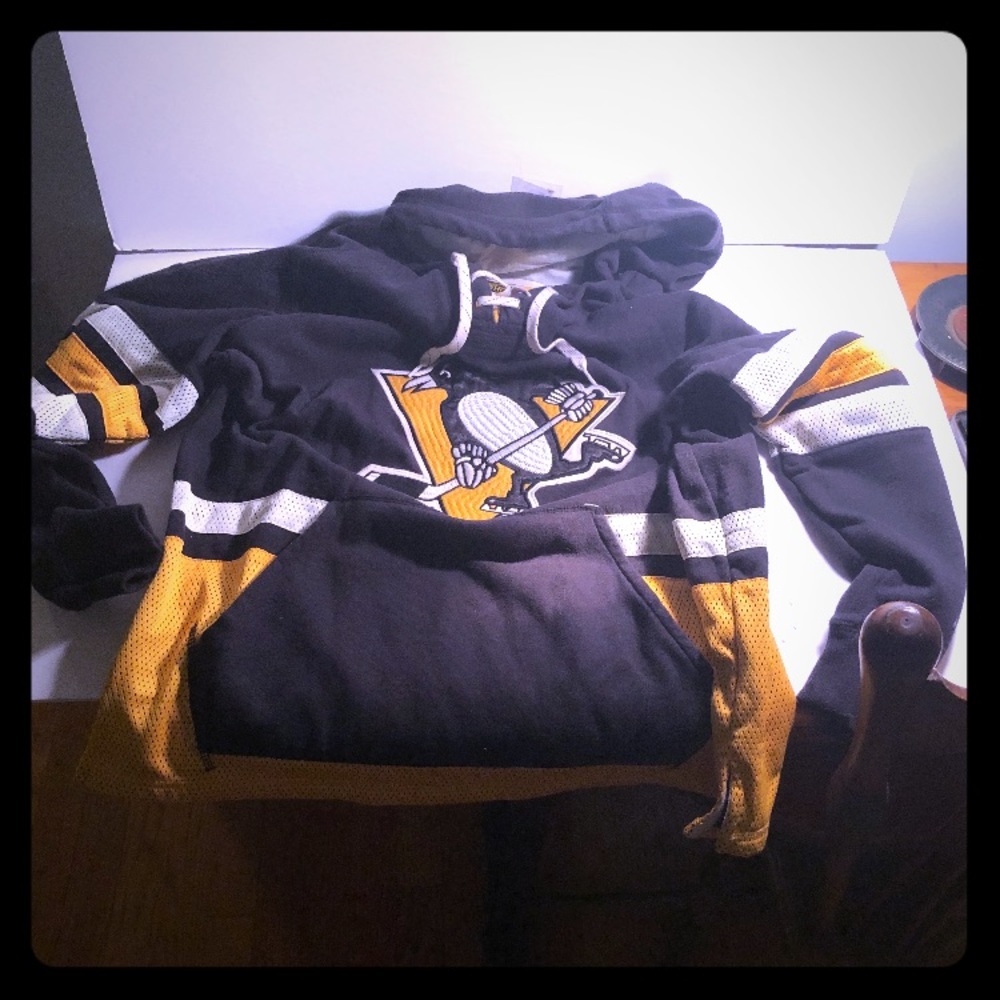 Pittsburgh Penguins hockey hoodie.
